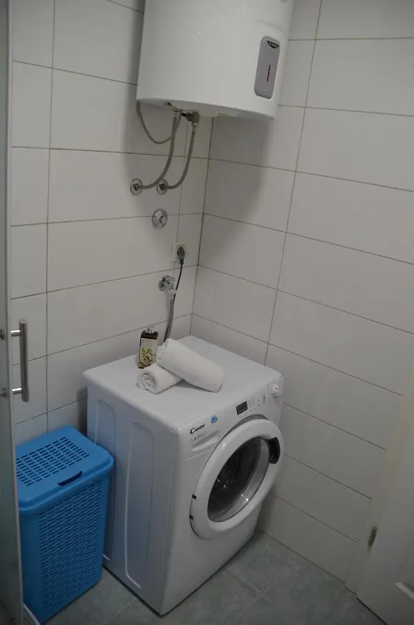 N&Z Apartment Split